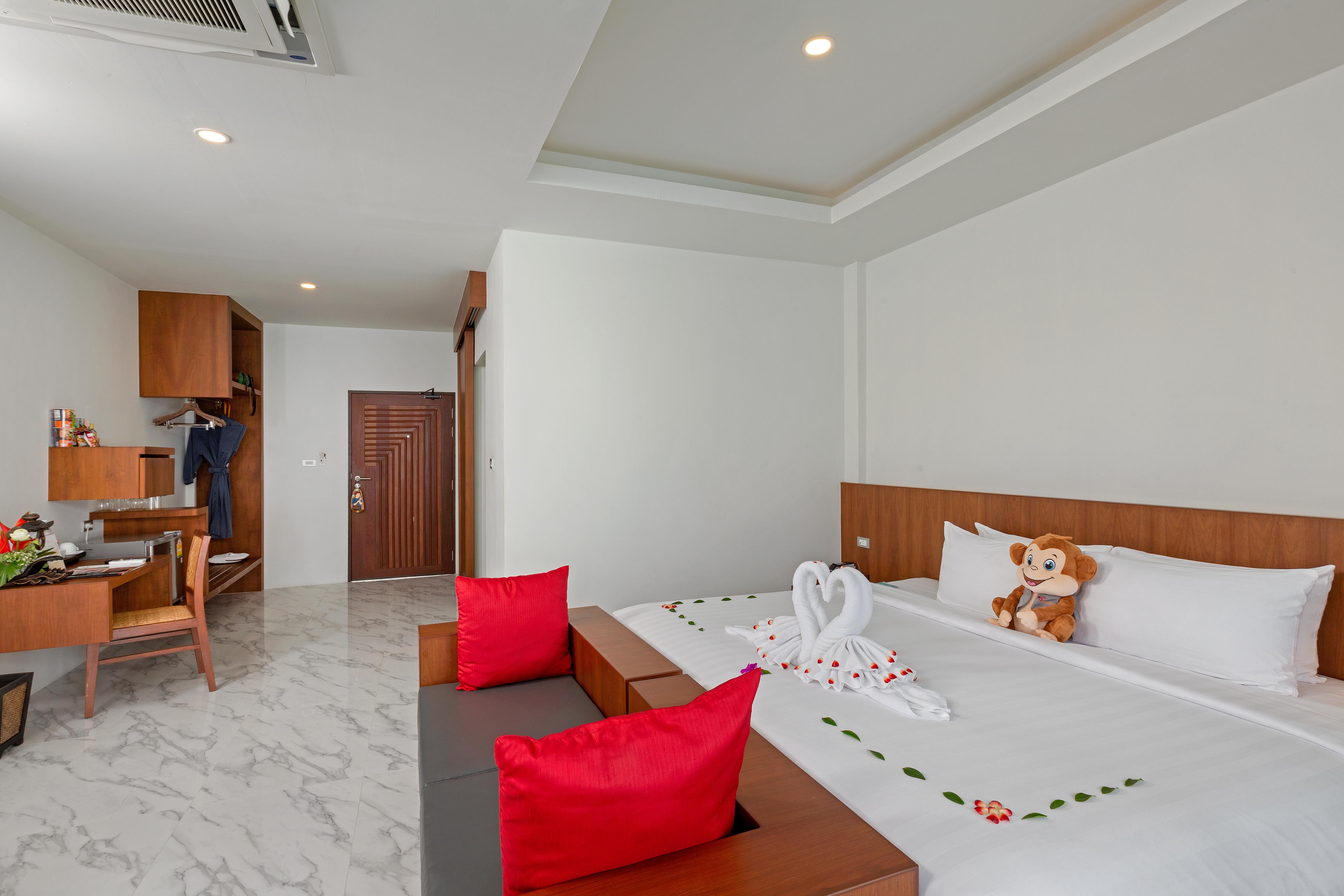 Secret Cliff Villa Phuket Exteriör bild